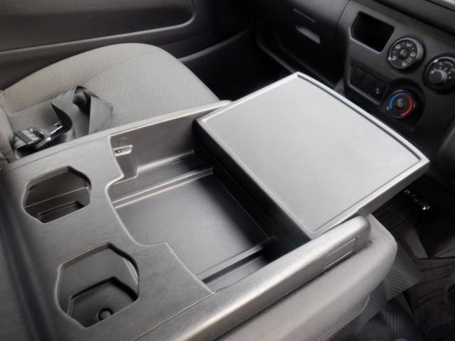 ハイエースバン ロングDX ナビ バックカメラ ETC キーレス TV CD 衝突回避軽減 MTモード付 盗難防止装置 両側スライドドア パワステ パワーウィンドウ ABS(21枚目)