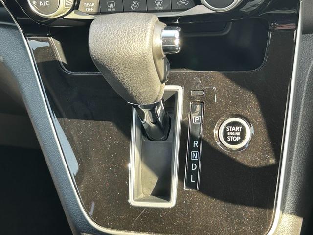 セレナ XV ナビ バックカメラ スマートキー ETC TV 両側電動スライドドア 3列シート アイドリングストップ 衝突回避軽減 横滑り防止装置 ウィンカーミラー(19枚目)