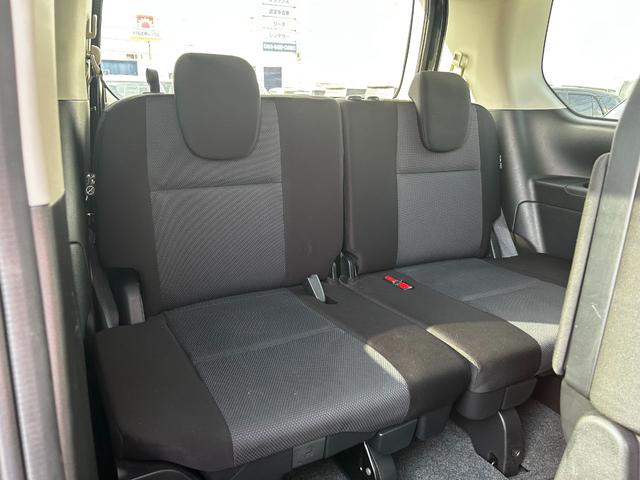 セレナ XV ナビ バックカメラ スマートキー ETC TV 両側電動スライドドア 3列シート アイドリングストップ 衝突回避軽減 横滑り防止装置 ウィンカーミラー(32枚目)