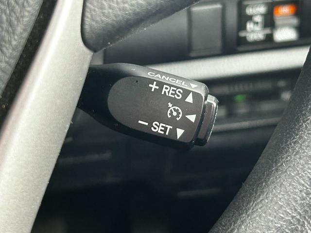 ノア X 純正ナビ バックカメラ ETC 両側/片側電動スライドドア クルーズコントロール スマートキー プッシュスタート 衝突回避軽減 横滑り防止装置 アイドリングストップ ウィンカーミラー 3列シート(17枚目)