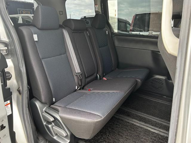 ノア X 純正ナビ バックカメラ ETC 両側/片側電動スライドドア クルーズコントロール スマートキー プッシュスタート 衝突回避軽減 横滑り防止装置 アイドリングストップ ウィンカーミラー 3列シート(30枚目)