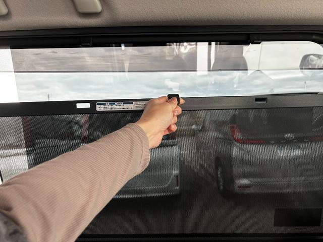 ノア X 純正ナビ バックカメラ ETC 両側/片側電動スライドドア クルーズコントロール スマートキー プッシュスタート 衝突回避軽減 横滑り防止装置 アイドリングストップ ウィンカーミラー 3列シート(32枚目)