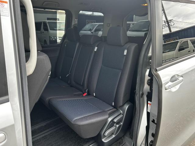 ノア X 純正ナビ バックカメラ ETC 両側/片側電動スライドドア クルーズコントロール スマートキー プッシュスタート 衝突回避軽減 横滑り防止装置 アイドリングストップ ウィンカーミラー 3列シート(37枚目)