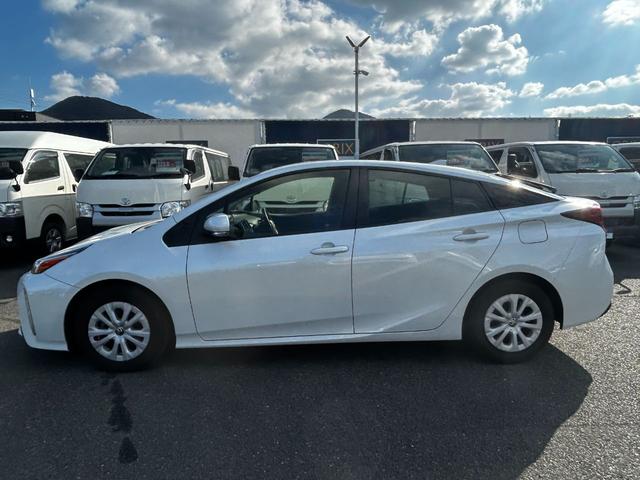 プリウス SセーフティプラスII ナビ バックカメラ ETC スマートキー 横滑り防止装置 衝突回避軽減 クルーズコントロール 盗難防止装置(6枚目)