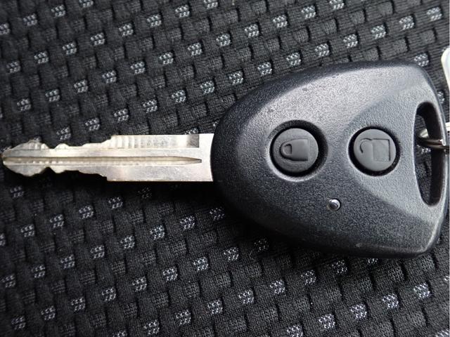 ハイゼットカーゴ クルーズSAIII ナビ ETC キーレス 衝突回避軽減 横滑り防止装置 トラクションコントロール アイドリングストップ 両側スライドドア パワステ パワーウィンドウ ABS(9枚目)