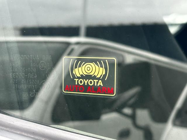 ハイエースワゴン ＧＬ　片側電動スライドドア　盗難防止装置　衝突回避軽減　横滑り防止装置　スマートキー　プッシュスタート　３列シート　パワステ　パワーウィンドウ　ＡＢＳ（9枚目）