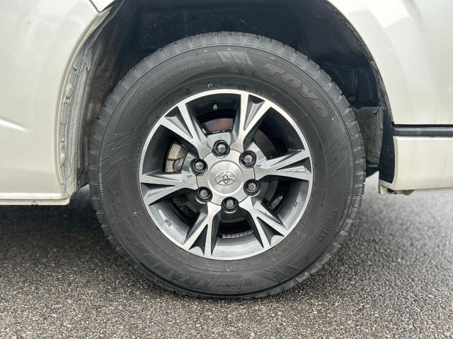 ハイエースワゴン ＧＬ　片側電動スライドドア　盗難防止装置　衝突回避軽減　横滑り防止装置　スマートキー　プッシュスタート　３列シート　パワステ　パワーウィンドウ　ＡＢＳ（31枚目）