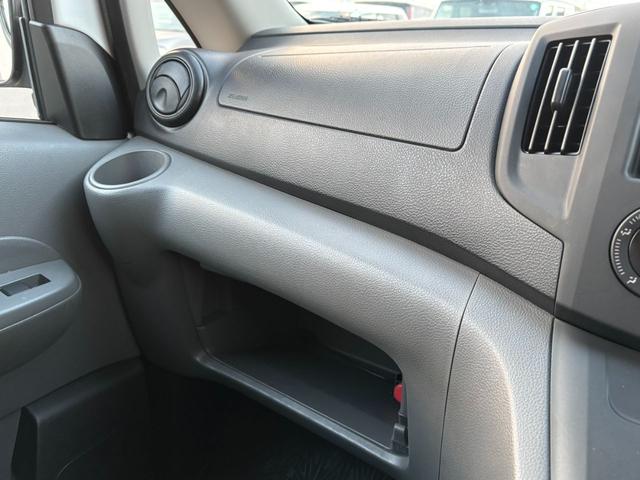 ＮＶ２００バネットバン ＤＸ　キーレス　バックカメラ　横滑り防止装置　衝突回避軽減　Ｂｌｕｅｔｏｏｔｈ再生　ＡＢＳ　パワステ　パワーウィンドウ（13枚目）