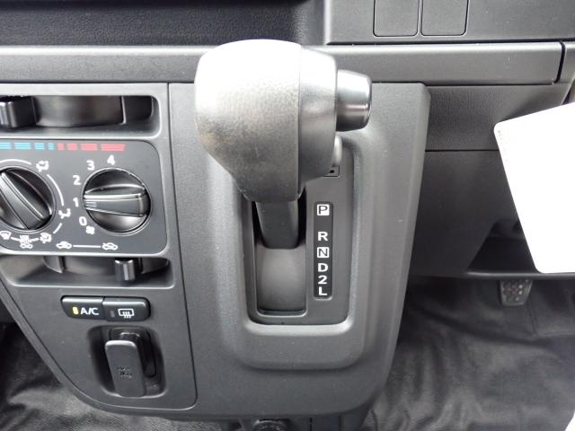 ハイゼットカーゴ スペシャルＳＡＩＩＩ　ナビ　ＥＴＣ　衝突回避軽減　横滑り防止装置　アイドリングストップ（17枚目）