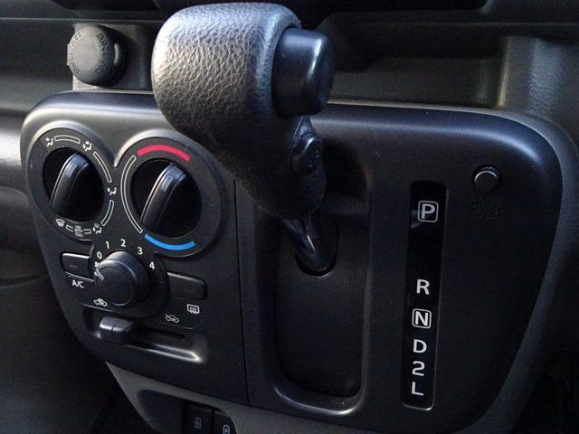 エブリイ ＰＡリミテッド　キーレス　ＥＴＣ　衝突回避軽減　横滑り防止装置　両側スライドドア　パワステ　パワーウィンドウ　ＡＢＳ（12枚目）