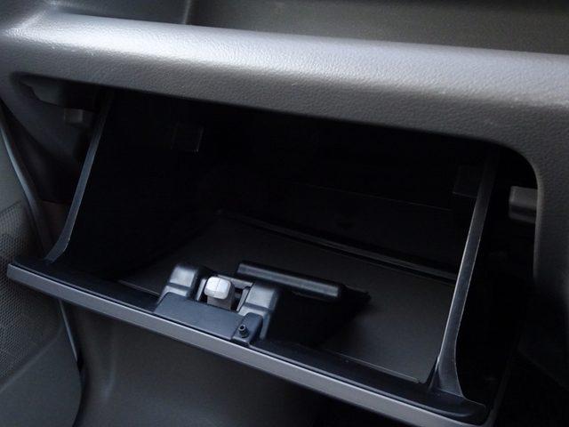 エブリイ ＰＡリミテッド　キーレス　ＥＴＣ　衝突回避軽減　横滑り防止装置　両側スライドドア　パワステ　パワーウィンドウ　ＡＢＳ（16枚目）