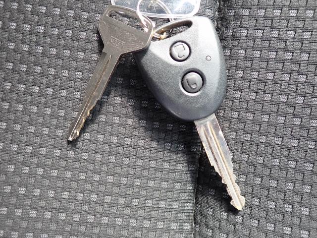 ハイゼットカーゴ ＤＸ　ＳＡＩＩＩ　ＤＸ　ＨＲ　ＳＡ３　ナビ　キーレス　ＰＳ　ＰＷ　ＡＢＳ　横滑り防止装置　衝突回避軽減　アイドリングストップ（5枚目）