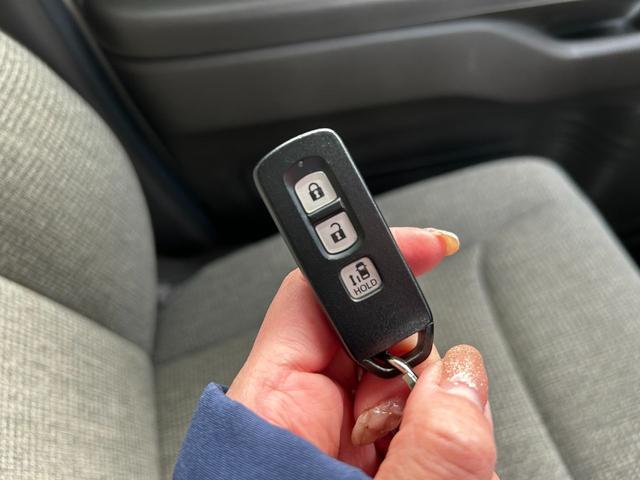 N-BOX L バックカメラ ETC 両側/片側電動スライドドア スマートキー プッシュスタート シートヒーター クルーズコントロール 衝突回避軽減 横滑り防止装置 ベンチシート LEDヘッドライト ウィンカーミラー(13枚目)