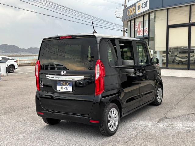 Ｎ－ＢＯＸ Ｌ　ナビ　ＥＴＣ　スマートキー　バックカメラ　ベンチシート　両側スライドドア片側電動スライドドア　衝突回避軽減　横滑り防止装置　プッシュスタート　ウィンカーミラー　車線逸脱警報　ＬＥＤヘッドライト（3枚目）