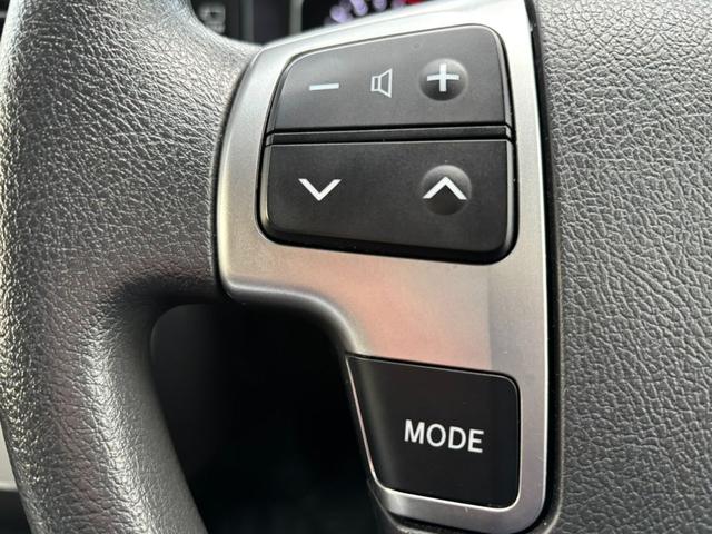 ハイエースワゴン グランドキャビン　ナビ　全方位カメラ　ＥＴＣ　スマートキー　前後クリアランスソナー　パワースライドドア　衝突回避軽減　横滑り防止装置　車線逸脱警報（12枚目）