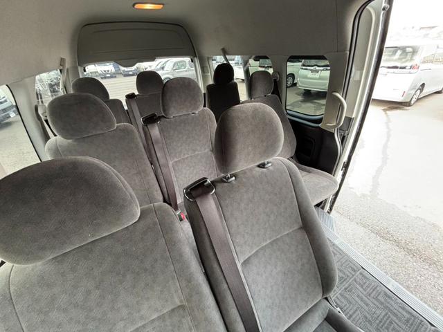 ハイエースワゴン グランドキャビン　ナビ　全方位カメラ　ＥＴＣ　スマートキー　前後クリアランスソナー　パワースライドドア　衝突回避軽減　横滑り防止装置　車線逸脱警報（25枚目）