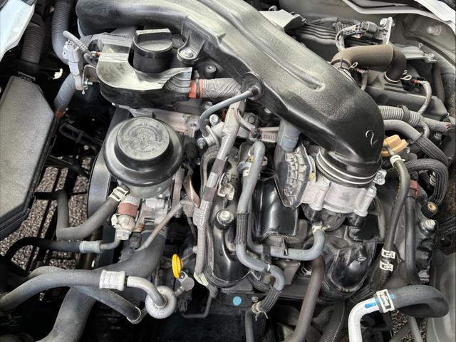 ハイエースワゴン グランドキャビン　ナビ　全方位カメラ　ＥＴＣ　スマートキー　前後クリアランスソナー　パワースライドドア　衝突回避軽減　横滑り防止装置　車線逸脱警報（30枚目）