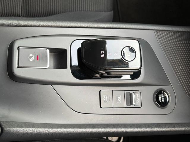 ノート S ナビ スマートキー バックカメラ ETC エアバック ABS 衝突回避軽減 横滑り防止装置 ウィンカーミラー(14枚目)