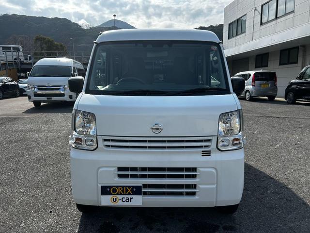 ���ÎԂ̋����Ƃ���͂܂��ɒ��Âł��邱�ƁB�����ڂ͂��ꂢ�����ǎ��͖�L��Ȃ�Ă��Ƃ͒���������܂���B���̓_���X�̂��Ԃ̓v���̊Ӓ�m�ɂ�錟�����󂯂����^�����̈��S�ԗ��ł��B