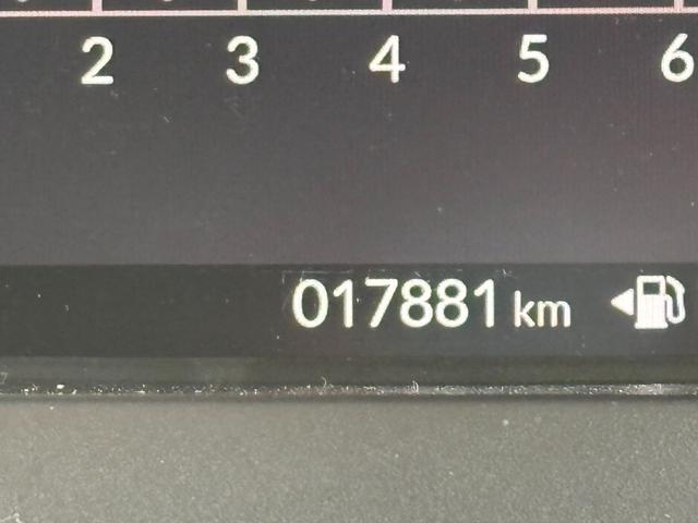 Ｎ－ＢＯＸ ベースグレード　純正ナビ　ＥＴＣ　スマートキー　バックカメラ　純正ＴＶ　クルーズコントロール　衝突回避軽減　横滑り防止装置　ＬＥＤヘッドライト　ウィンカーミラー　プッシュスタート（7枚目）