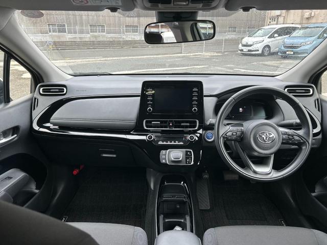 アクア Ｇ　純正ナビ　バックカメラ　ＥＴＣ　スマートキー　プッシュスタート　クルーズコントロール　衝突回避軽減　横滑り防止装置　ウィンカーミラー　ＰＳ　ＰＷ　ＡＢＳ（2枚目）