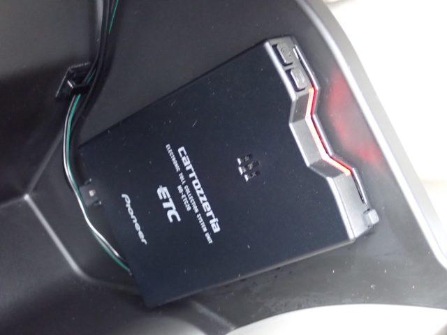 アルトラパン Ｓ　ナビ　バックカメラ　ＥＴＣ　ＴＶ　シートヒーター　スマートキー　プッシュスタート　衝突回避軽減　横滑り防止装置　アイドリングストップ　パワステ　パワーウィンドウ　ＡＢＳ（16枚目）