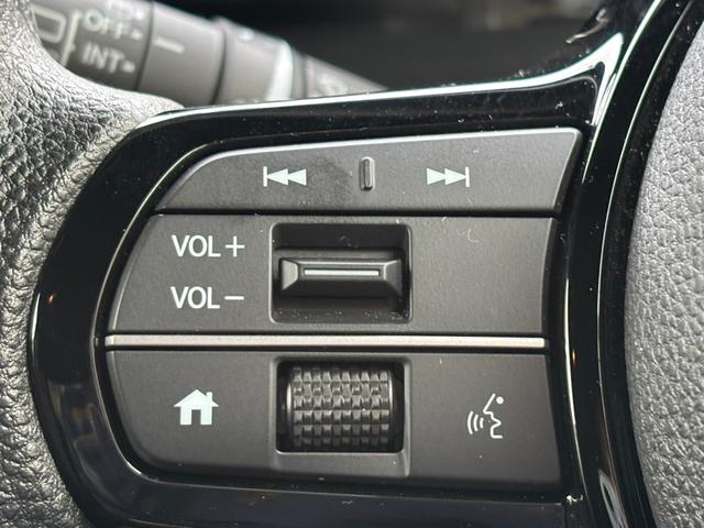 Ｎ－ＢＯＸカスタム ベースグレード　ナビ　バックカメラ　ＥＴＣ　スマートキー　純正アルミホイール　両側スライド／片側電動スライドドア　シートヒーター　衝突回避軽減　横滑り防止装置　クルーズコントロール　アイドリングストップ　ＰＳ　ＰＷ（10枚目）