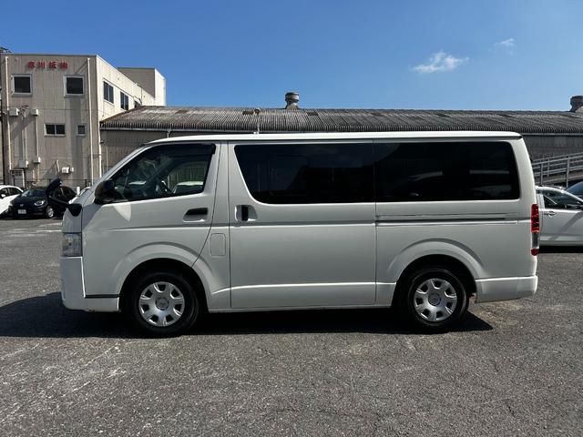 レジアスエースバン ＤＸ　ＧＬパッケージ　ナビ　キーレス　バックカメラ　ＥＴＣ　ＴＶ　衝突回避軽減　横滑り防止装置　ＡＢＳ　エアバック　ＰＳ　ＰＷ（6枚目）