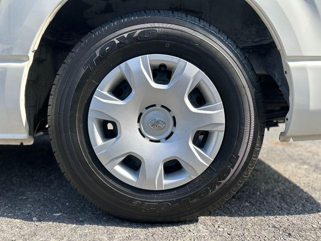 レジアスエースバン ＤＸ　ＧＬパッケージ　ナビ　キーレス　バックカメラ　ＥＴＣ　ＴＶ　衝突回避軽減　横滑り防止装置　ＡＢＳ　エアバック　ＰＳ　ＰＷ（21枚目）