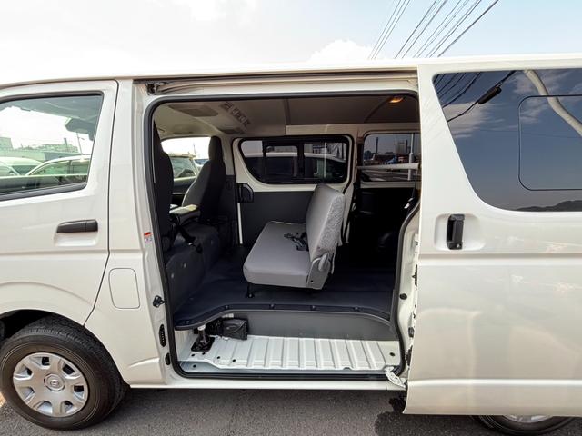 ハイエースバン ＤＸ　ＧＬパッケージ　★ナビ　キーレス　ＥＴＣ　パノラマビューモニター　衝突回避軽減　横滑り防止装置　ＡＢＳ　ＰＳ　ＰＷ（20枚目）