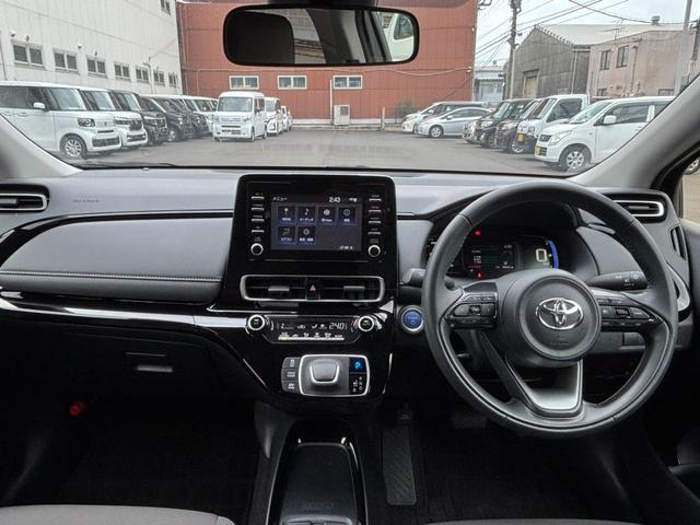 アクア Ｇ　純正マルチメディア　バックカメラ　ＥＴＣ　スマートキー　衝突回避軽減　横滑り防止装置　車線逸脱警報　ＰＳ　ＰＷ　ＡＢＳ（2枚目）