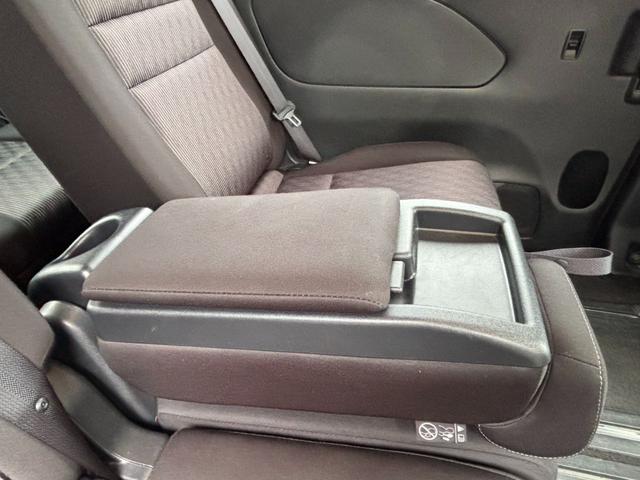 セレナ ハイウェイスターＶ　ナビ　ＥＴＣ　バックカメラ　スマートキー　横滑り防止装置　衝突回避軽減　両側電動スライドドア　ＬＥＤヘッドライト　フォグランプ　ＰＳ　ＰＷ　ＡＢＳ（18枚目）