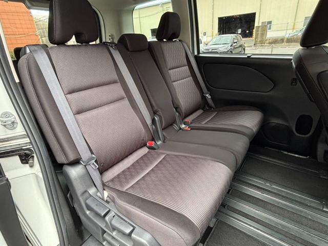 セレナ ハイウェイスターＶ　ナビ　ＥＴＣ　バックカメラ　スマートキー　横滑り防止装置　衝突回避軽減　両側電動スライドドア　ＬＥＤヘッドライト　フォグランプ　ＰＳ　ＰＷ　ＡＢＳ（25枚目）