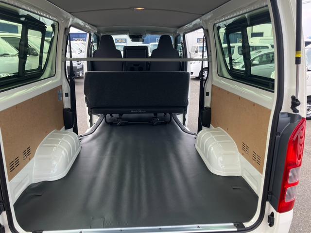 ハイエースバン ロングＤＸ　ナビ　キーレス　衝突回避軽減　横滑り防止装置　両側スライドドア　ＰＳ　ＰＷ　ＡＢＳ（9枚目）