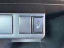 ＧＳ　ナビ　ＥＴＣ　バックカメラ　シートヒーター（運転席）　衝突回避軽減ブレーキ　横滑り防止装置　クリアランスソナー　盗難防止装置　キーレス　アイドリングストップ（15枚目）