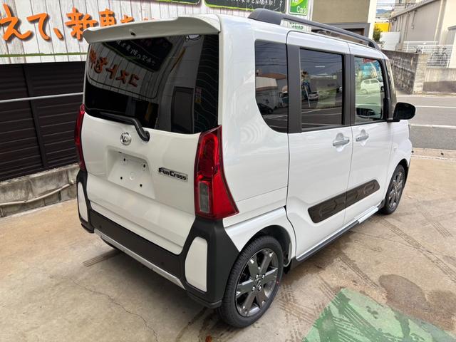 タント ファンクロスターボ　オプションカラー　新車（7枚目）