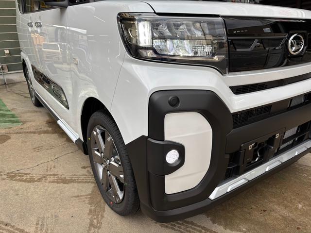 タント ファンクロスターボ　オプションカラー　新車（33枚目）