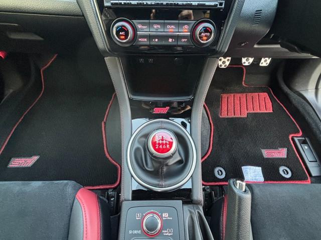 ＷＲＸ ＳＴＩ ＳＴＩ　アドバンスドセイフティパッケージ　（大型リヤスポイラー付）（11枚目）