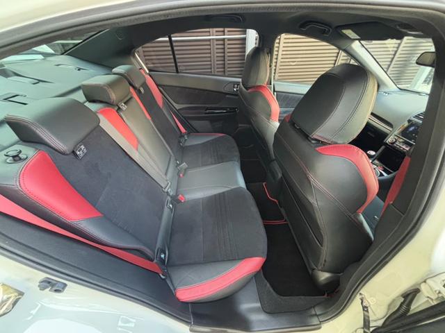 ＷＲＸ ＳＴＩ ＳＴＩ　アドバンスドセイフティパッケージ　（大型リヤスポイラー付）（12枚目）