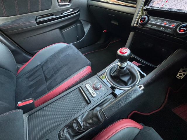 ＷＲＸ ＳＴＩ ＳＴＩ　アドバンスドセイフティパッケージ　（大型リヤスポイラー付）（28枚目）