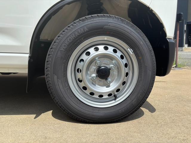 ハイゼットカーゴ ＤＸ　４ＷＤ　新車（29枚目）
