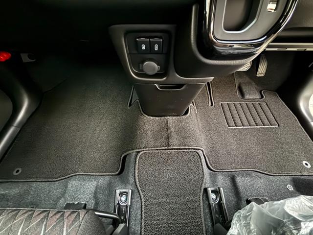 ソリオバンディット ハイブリッドMV 全方位モニタ付き9インチナビ(11枚目)