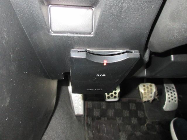 GT-R VスペックII DVDナビ HIDライト キーレス アイライン(8枚目)