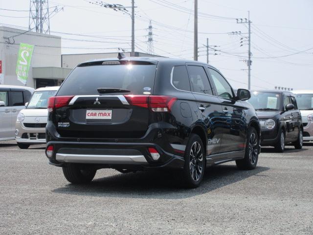 アウトランダーＰＨＥＶ Ｇナビパッケージ　２年保証　ディスプレイオーディオ　全周囲モニター　ブラインドスポットモニター　ＬＥＤライト　ＥＴＣ　Ｐバックドア　衝突軽減ブレーキ　シートヒーター（2枚目）