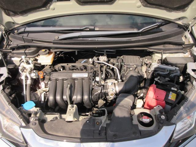 フィットハイブリッド Ｓ　ホンダセンシング　２年保証　メモリーナビ　フルセグ　バックカメラ　ホンダセンシング　ＬＥＤヘッドライト　ＥＴＣ　ドラレコ（5枚目）