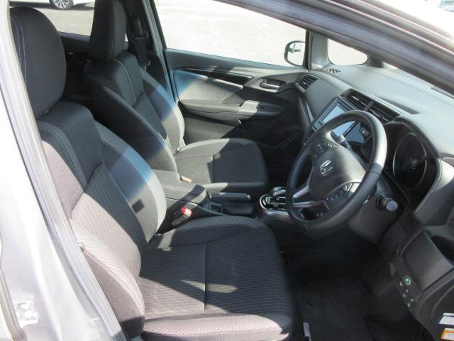 フィットハイブリッド Ｓ　ホンダセンシング　２年保証　メモリーナビ　フルセグ　バックカメラ　ホンダセンシング　ＬＥＤヘッドライト　ＥＴＣ　ドラレコ（17枚目）