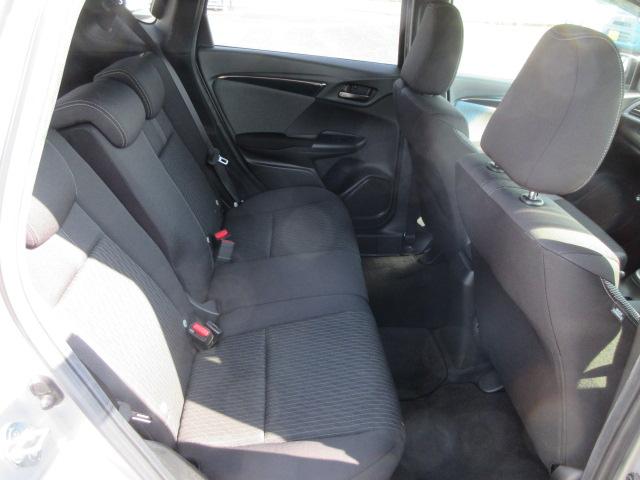 フィットハイブリッド Ｓ　ホンダセンシング　２年保証　メモリーナビ　フルセグ　バックカメラ　ホンダセンシング　ＬＥＤヘッドライト　ＥＴＣ　ドラレコ（19枚目）