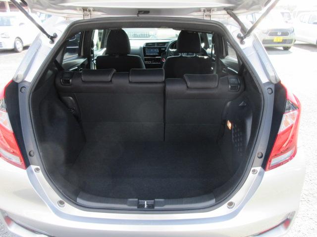 フィットハイブリッド Ｓ　ホンダセンシング　２年保証　メモリーナビ　フルセグ　バックカメラ　ホンダセンシング　ＬＥＤヘッドライト　ＥＴＣ　ドラレコ（20枚目）