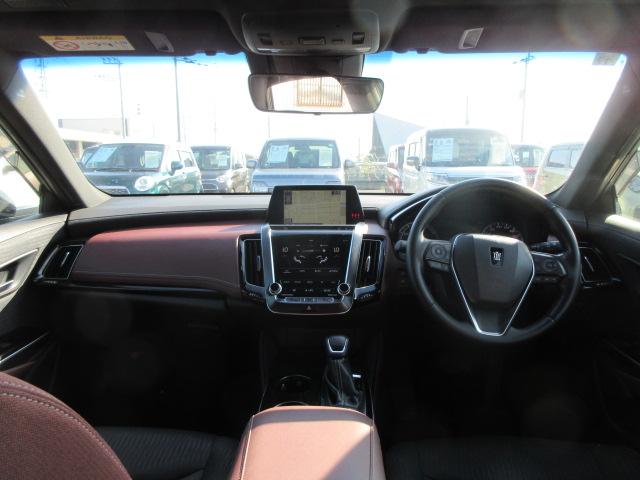 クラウンハイブリッド S Cパッケージ 2年保証 メモリーナビ フルセグ バックカメラ ブラインドスポットモニター 衝突軽減ブレーキ SOSコール LEDヘッドライト ETC(4枚目)