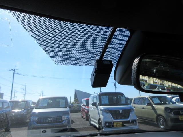 カローラスポーツ ハイブリッドＧ　２年保証　メモリーナビ　フルセグ　バックカメラ　衝突軽減ブレーキ　シートヒーター　ＬＥＤヘッドライト　ＥＴＣ　ドラレコ（11枚目）